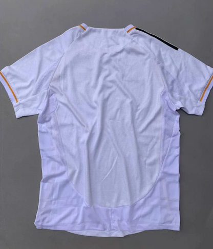 Real Madrid - 2025/26 DOMICILE MAILLOT (Player Version)